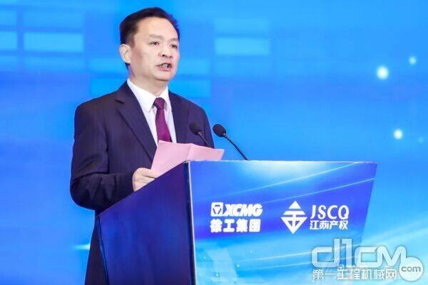 江苏省国资委主任、党委书记兼省委组织部副部长徐郭平